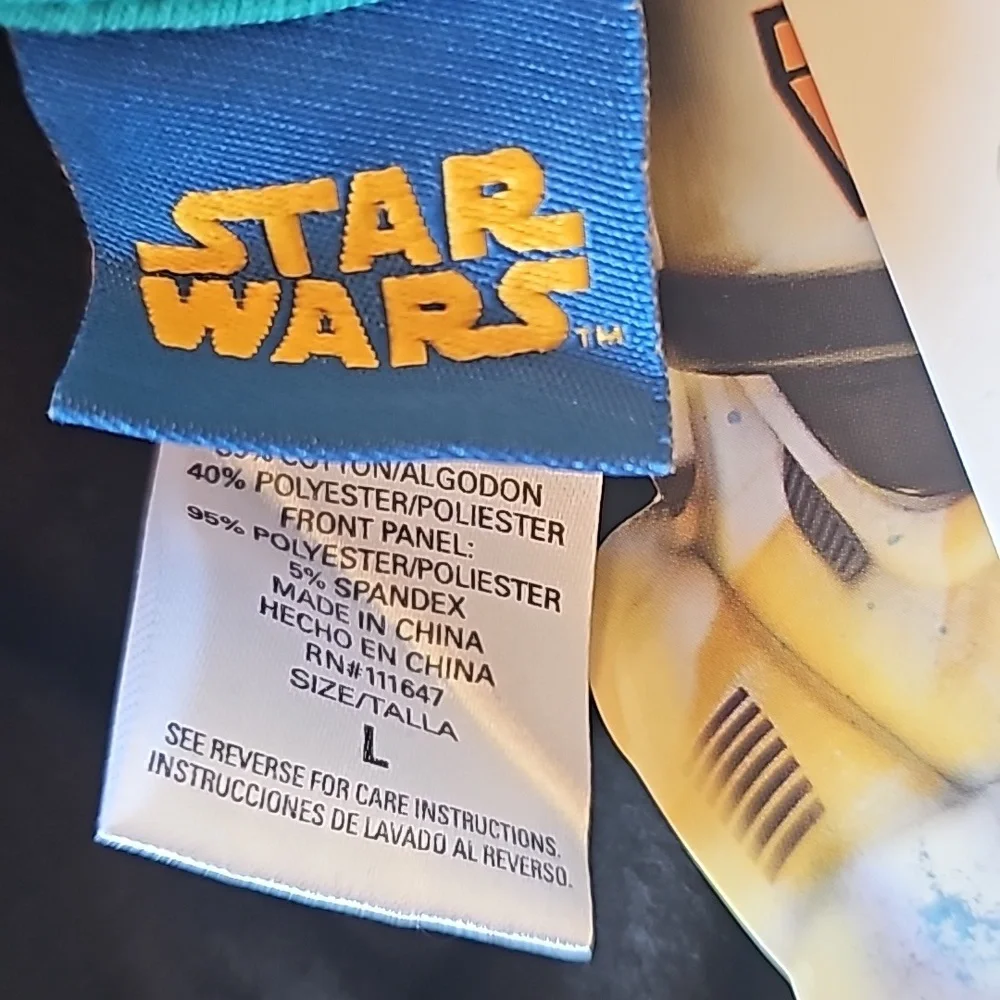 NWT Disney Star Wars Hooodie Sweater Epic Light Saber Battle front pockets - Picture 8 of 8